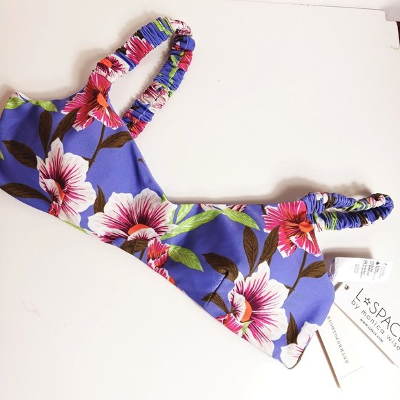 L Space Lloyd Bikini Top - Picture 7 of 10